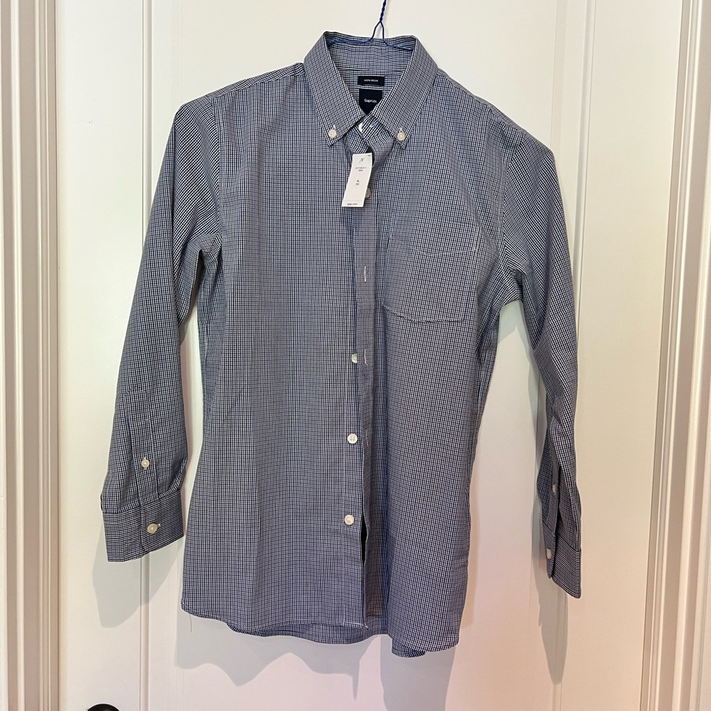 GAP Boy's blue Checkered Button-Down Shirt